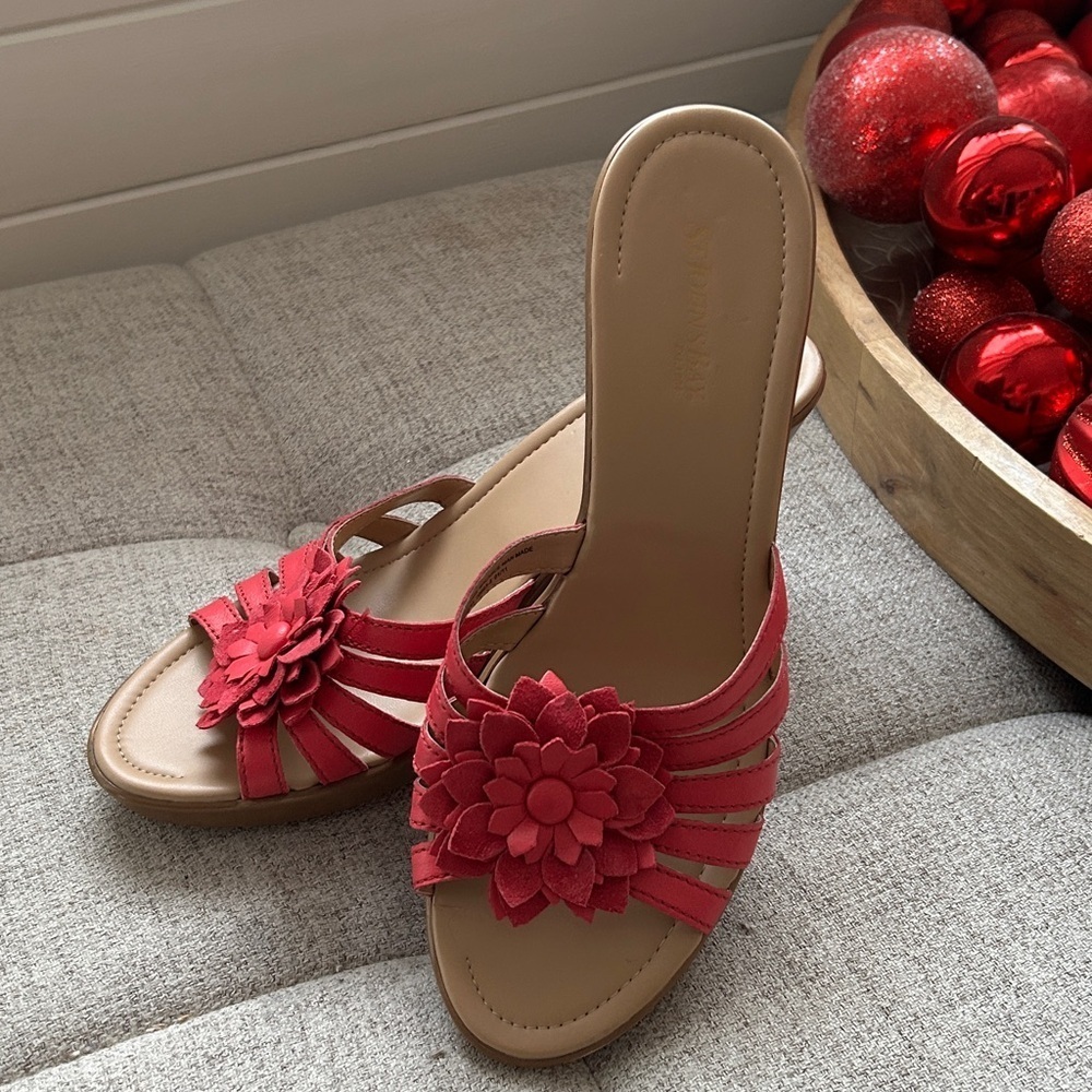 St. John’s Bay Pink Leather Flower Sandals Heeled Mules size 10 - Picture 12 of 13